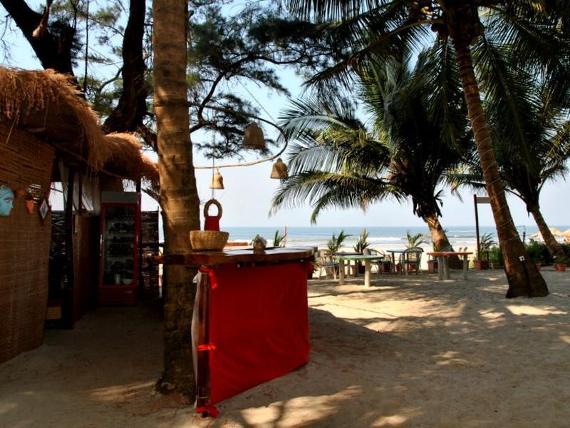 Mamagoa Resort Morjim Zewnętrze zdjęcie