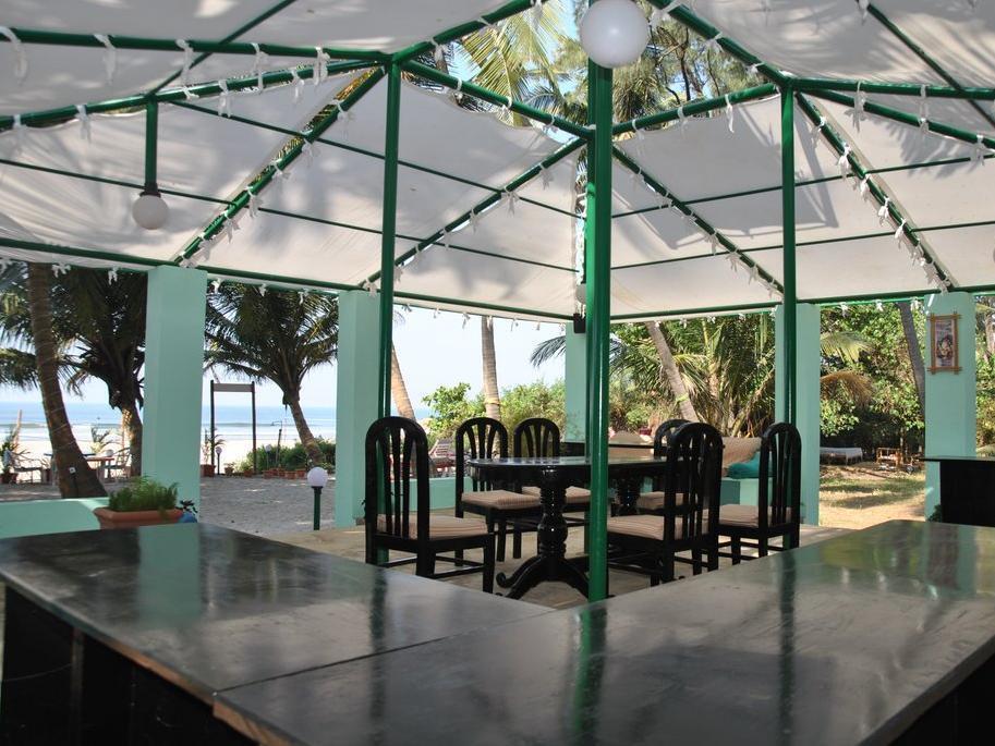 Mamagoa Resort Morjim Zewnętrze zdjęcie