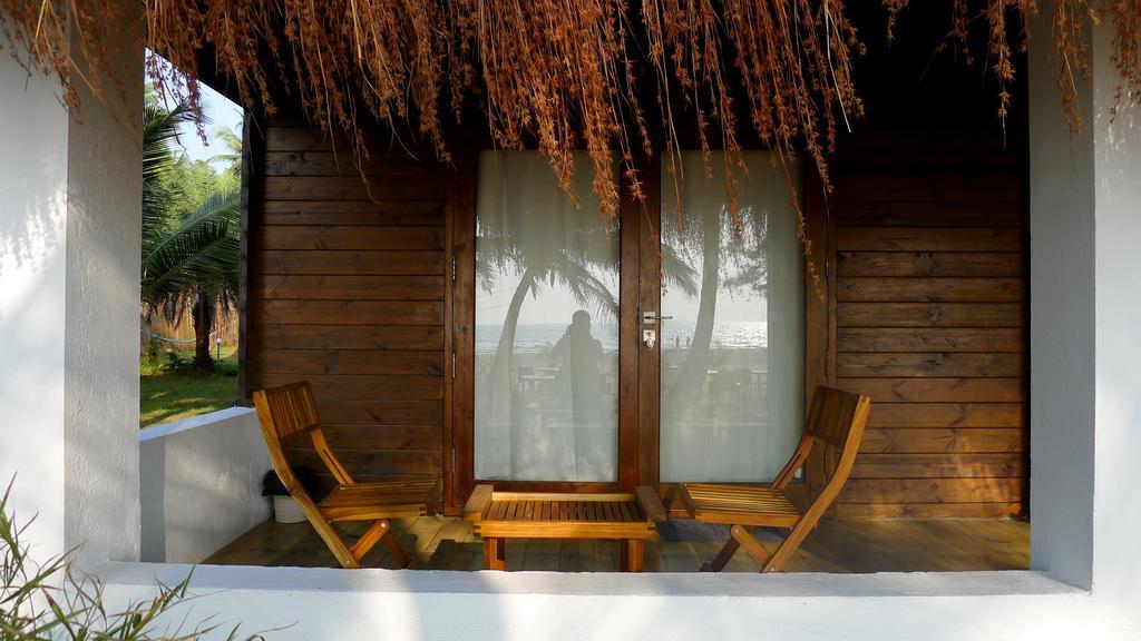 Mamagoa Resort Morjim Zewnętrze zdjęcie