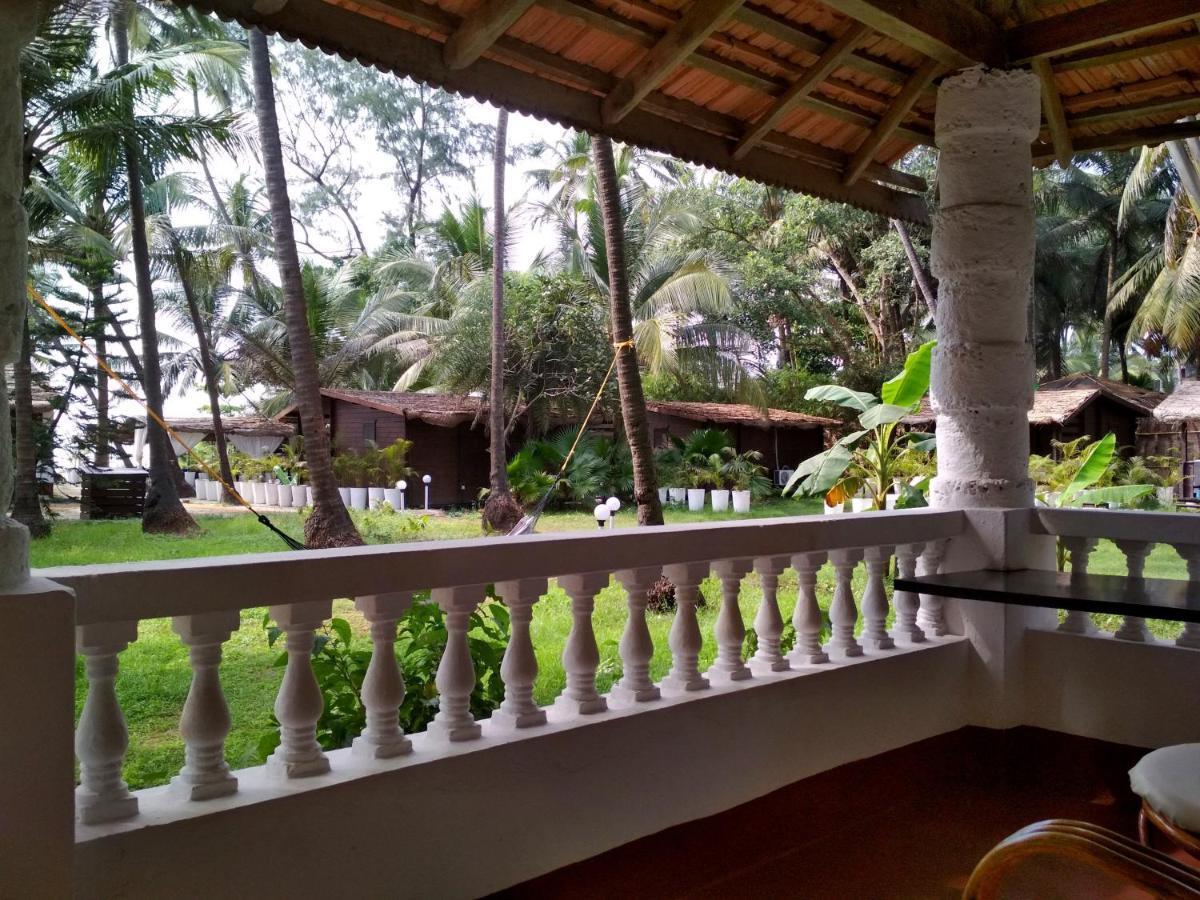 Mamagoa Resort Morjim Zewnętrze zdjęcie